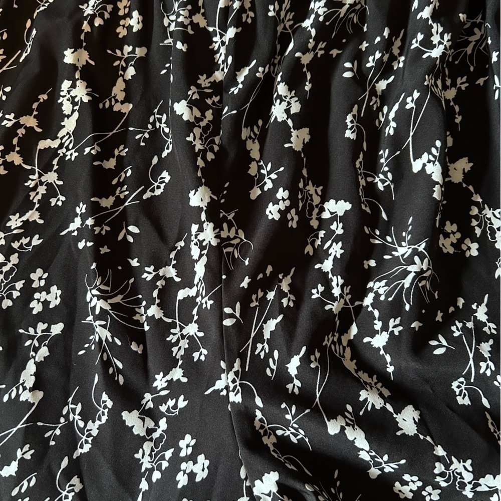 Shein Shorts - Picture 2 of 4